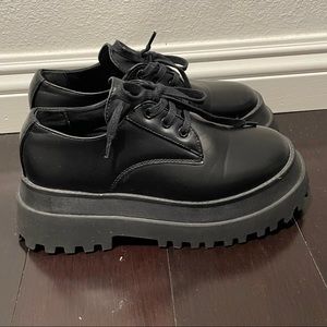 Black chunky Oxford Style Loafer with trek sole